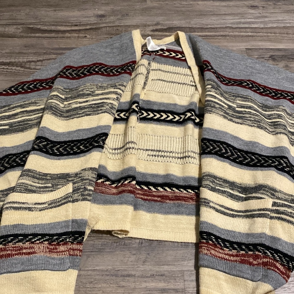 Shawl - Picture 2 of 4